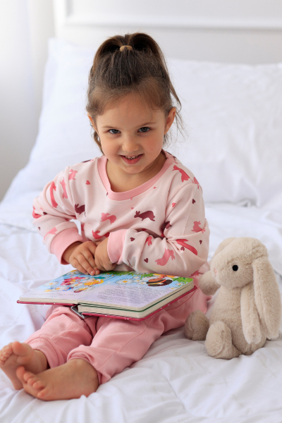 Kız Çocuk  Pijama Takımı - Tavşanlı